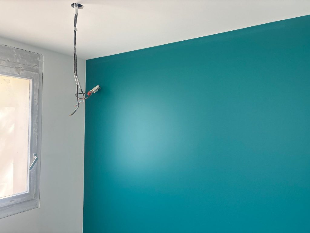 photo-mur-bleu-1-1